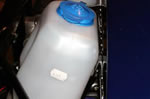 show me / tell me Questions - Checking the windscreen washer fluid level